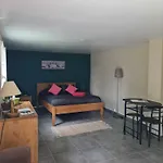 Bed & Breakfast Les Cedres Bleus 3*