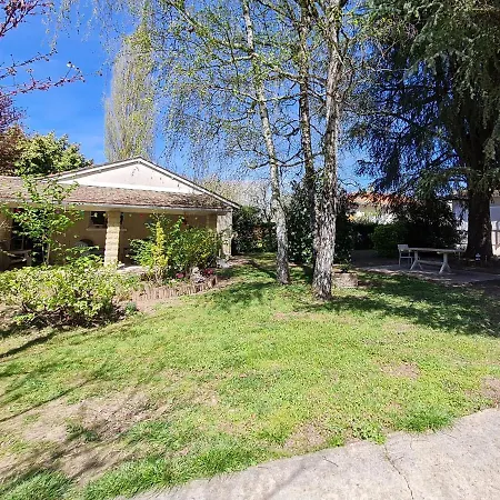 Les Cedres Bleus فندق مبيت وإفطار