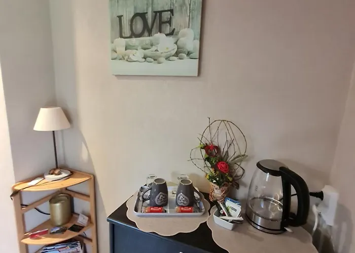 Les Cèdres Bleus Couette-café 3*